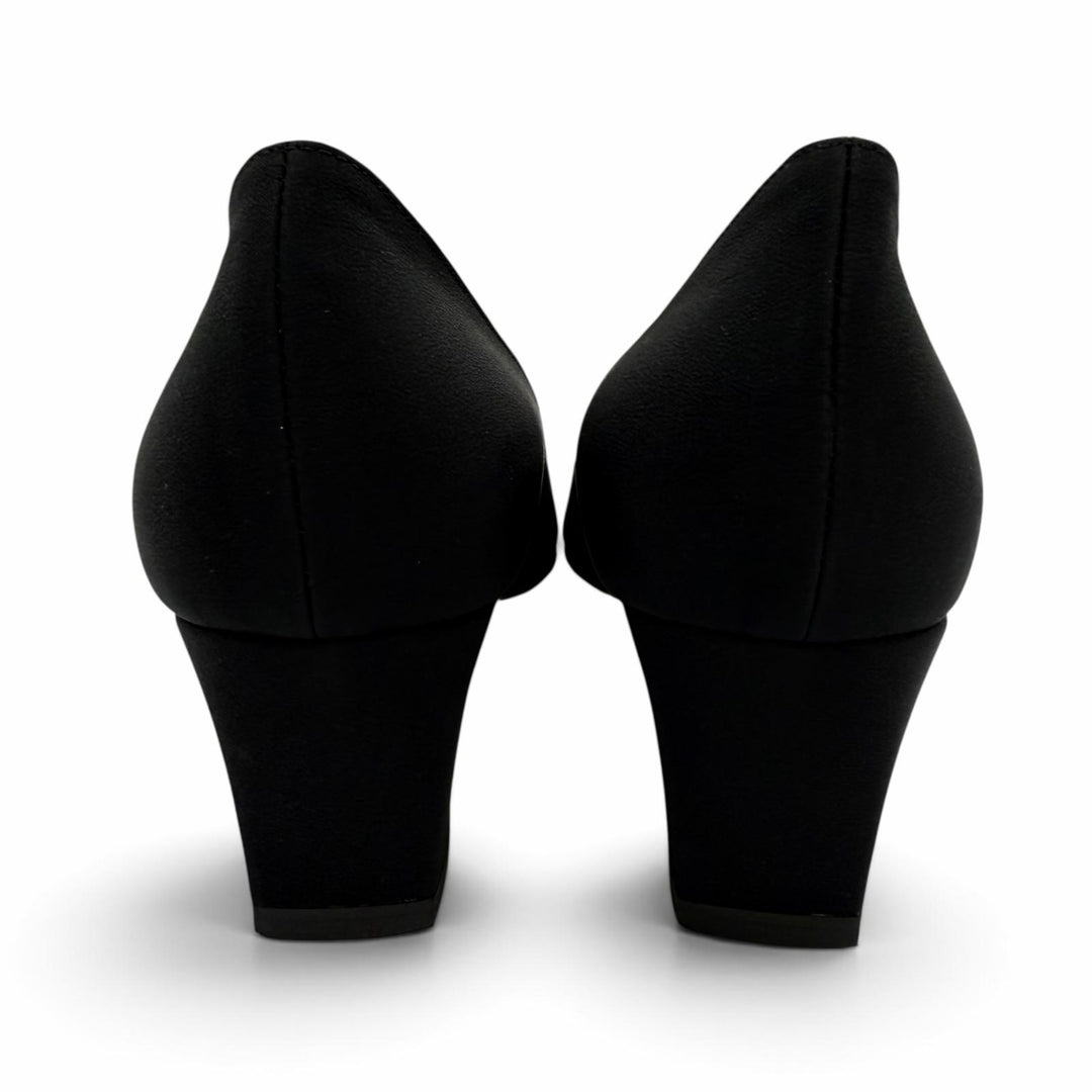 Pristine MANOLO BLAHNIK pumps OKKATO All-over jewel pattern black Satin 36.5