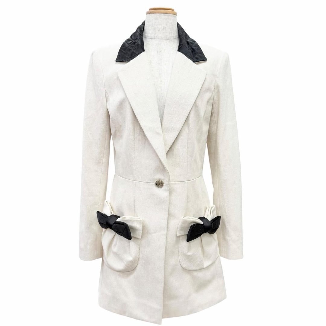 Excellent CHANEL tailored jacket COCO Button Matelassé Ribbon 36 P70569V62000