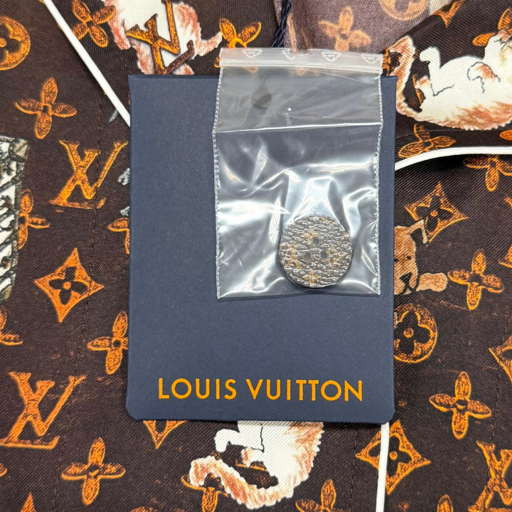 Pristine LOUIS VUITTON Long sleeve shirt Monogram Button Catgram Brown silk 36