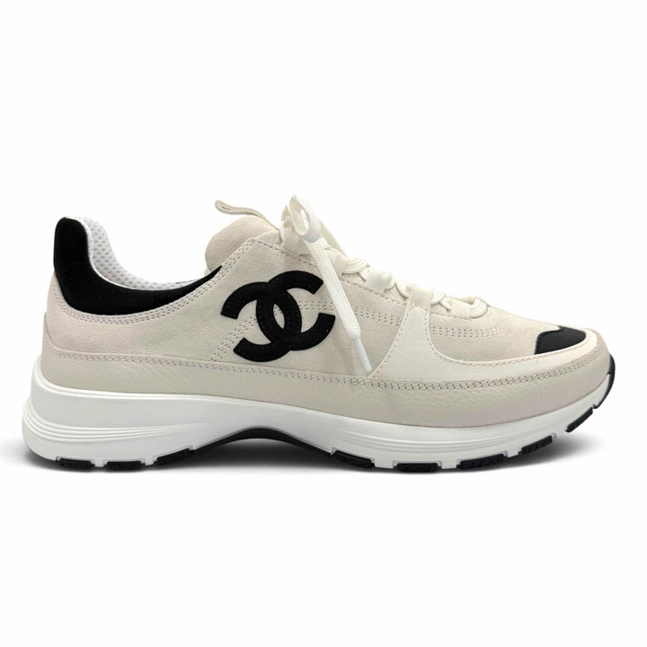 Pristine CHANEL sneakers COCO Mark white Suede leather mens 43 G47011