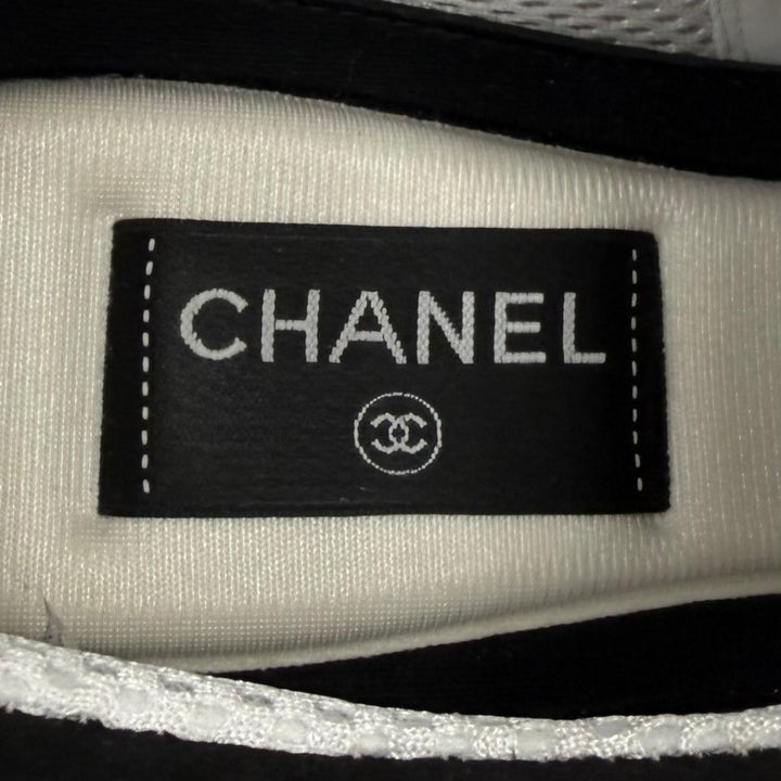 Pristine CHANEL sneakers COCO Mark white Suede leather mens 43 G47011