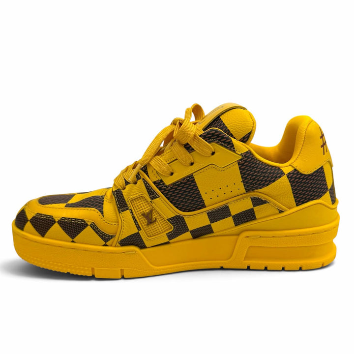 Pristine LOUIS VUITTON sneakers LV Trainer LV logo lace-up leather yellow 3