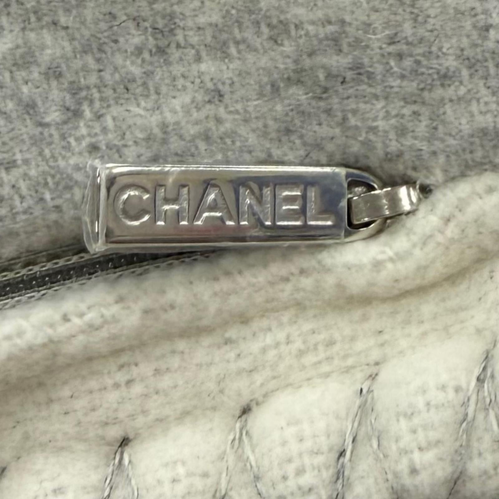 Excellent CHANEL cushion COCO Mark Wool off white wool Women 18V