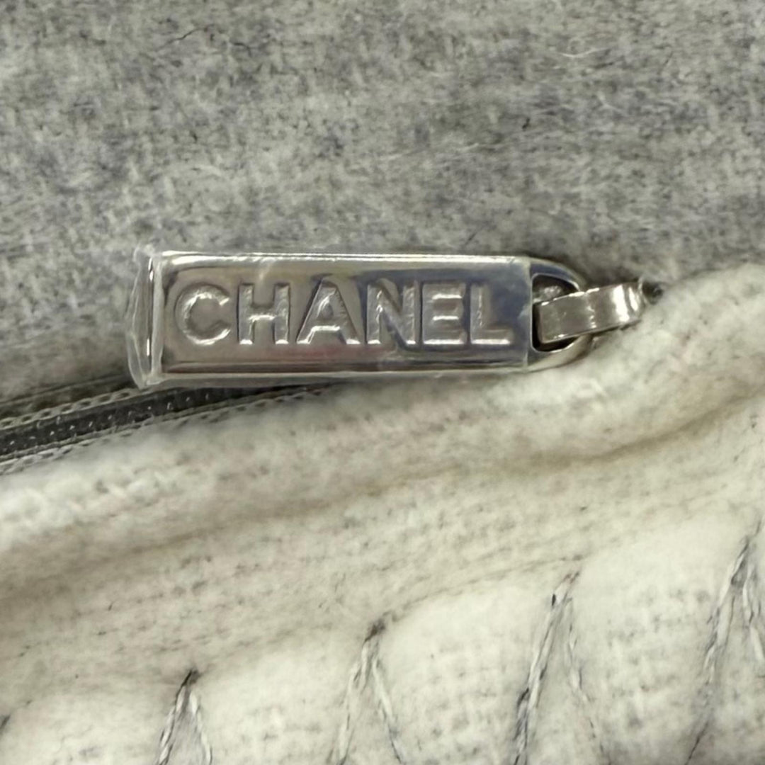 Excellent CHANEL cushion COCO Mark Wool off white wool Women 18V