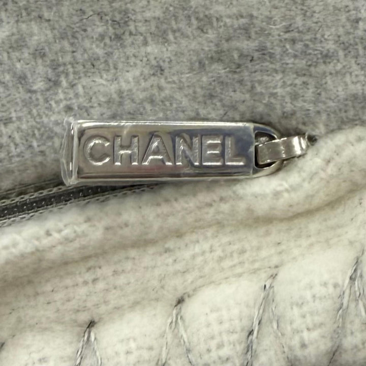Excellent CHANEL cushion COCO Mark Wool off white wool Women 18V
