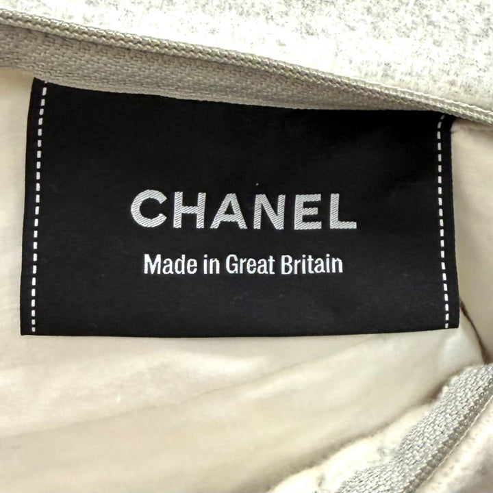 Excellent CHANEL cushion COCO Mark Wool off white wool Women 18V