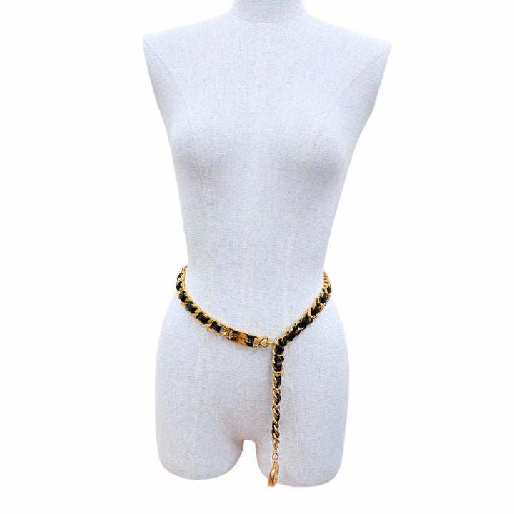 Pristine CHANEL belt Logo COCO Mark coin leather chain gold metal Women