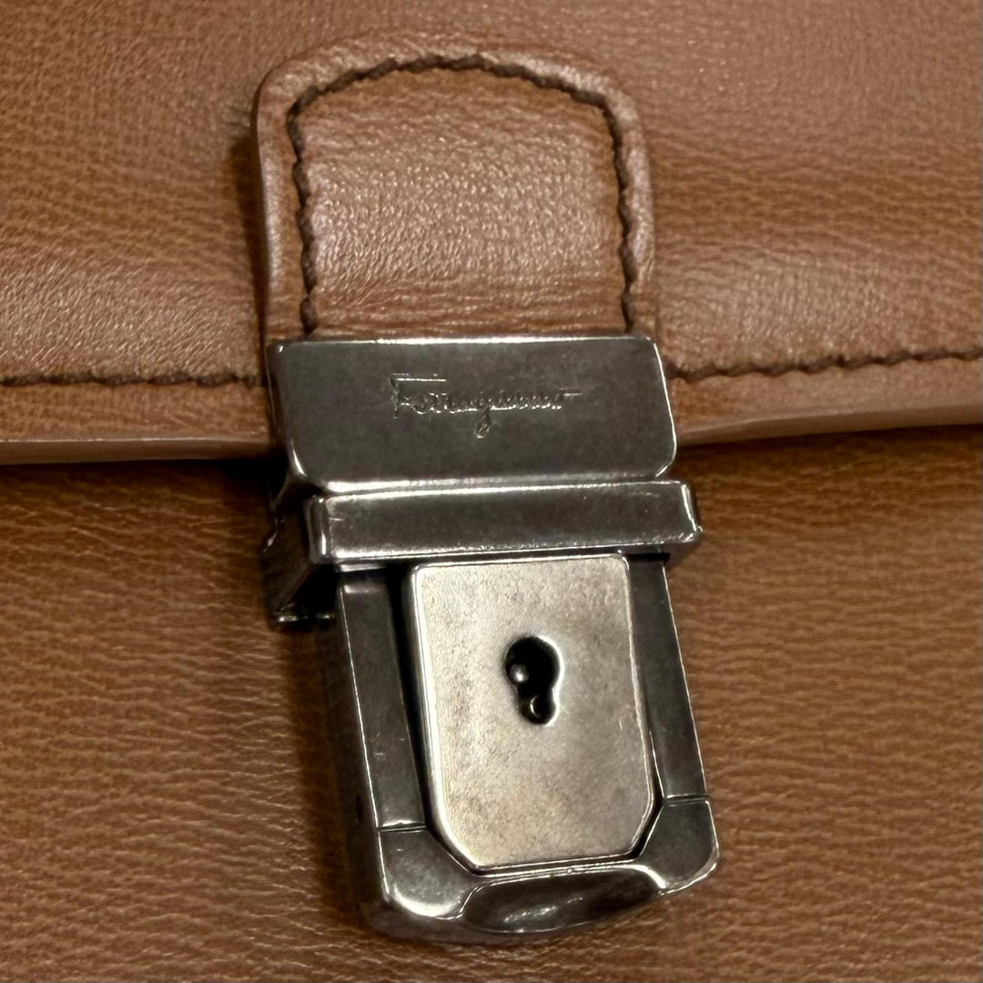 Excellent Salvatore Ferragamo Briefcase Lockable, padded pocket, 2-way Brown