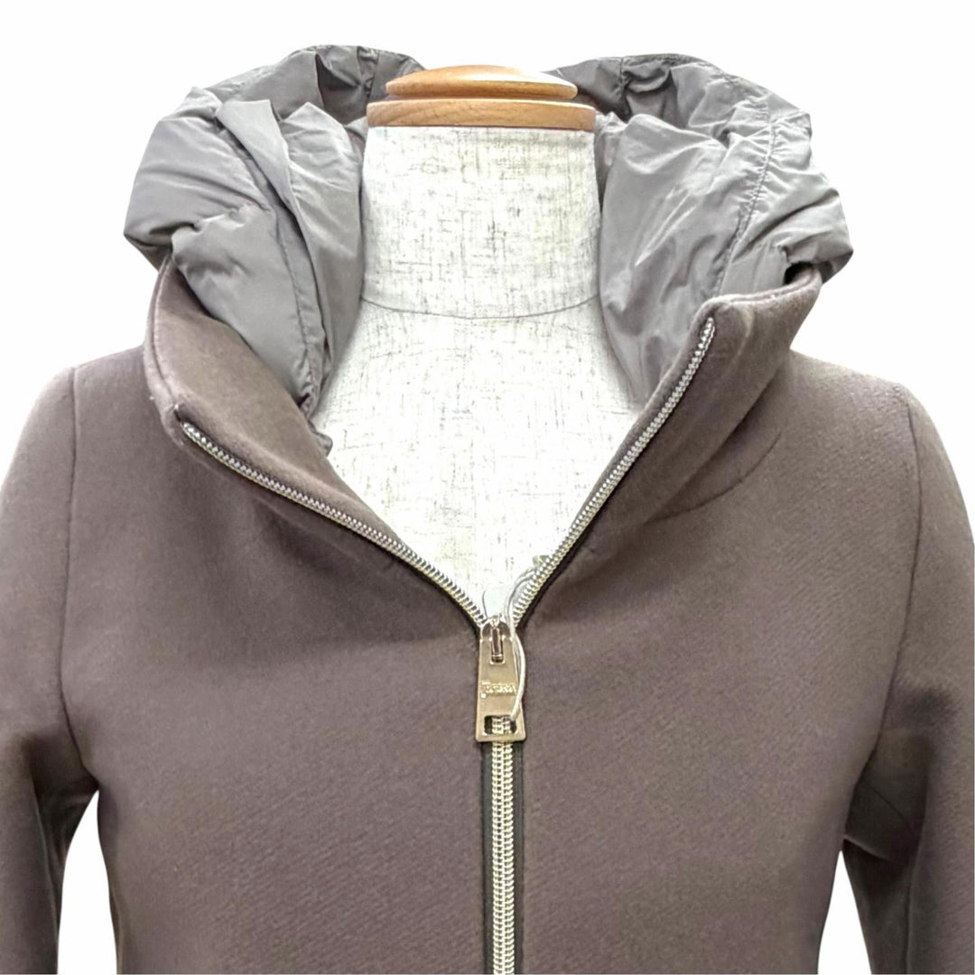 Pristine Herno down coat DIAGONAL WOOL AND NUAGE PARKA hooded Brown 38 PI0848D