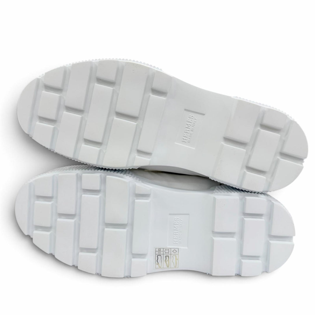 Excellent HERMES short boots fresh Logo leather patch with boa lining white 35