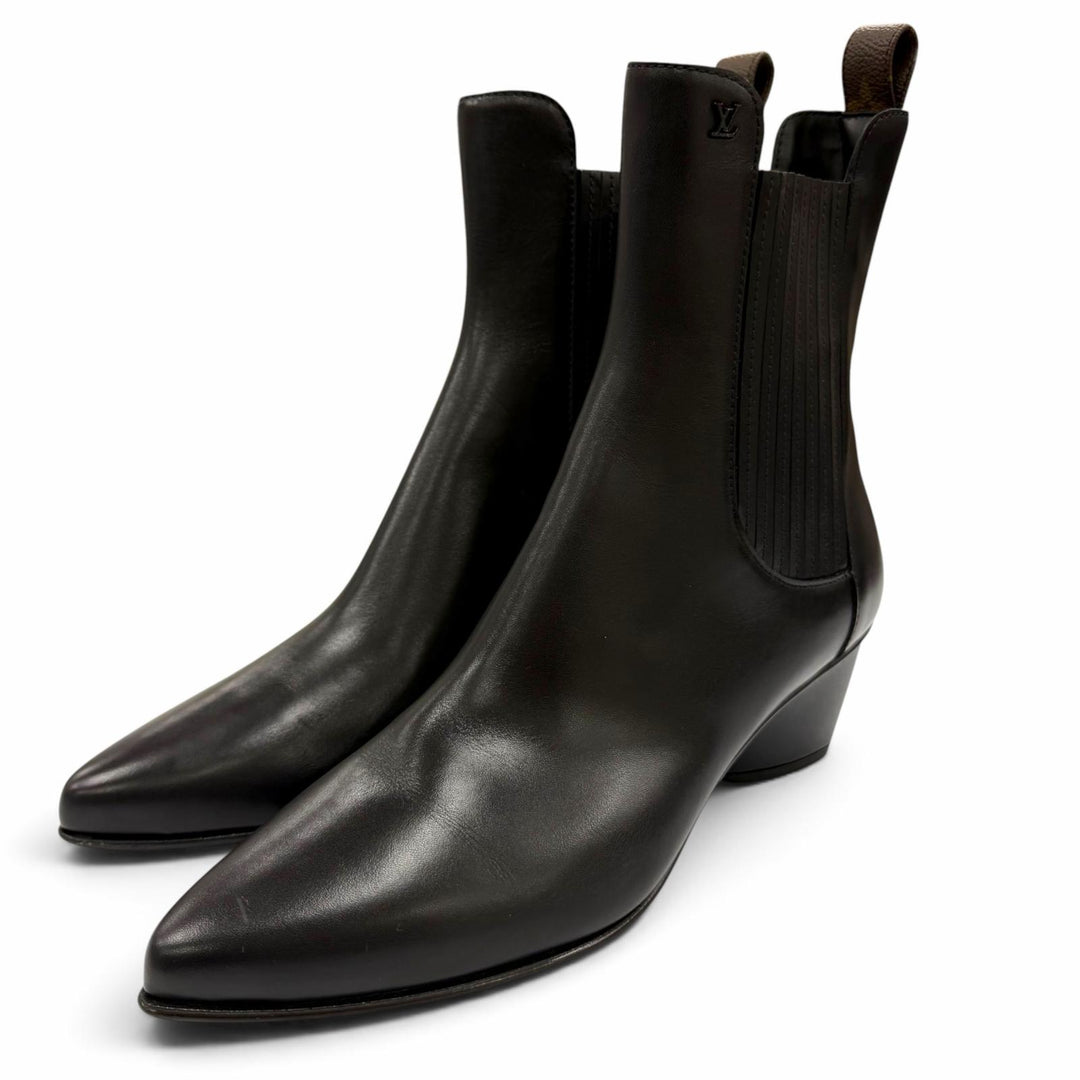 Pristine LOUIS VUITTON short boots Trinity Ankle Boots LV logo leather black 38