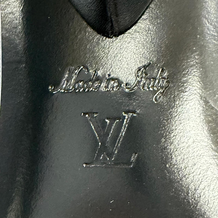 Pristine LOUIS VUITTON short boots Trinity Ankle Boots LV logo leather black 38