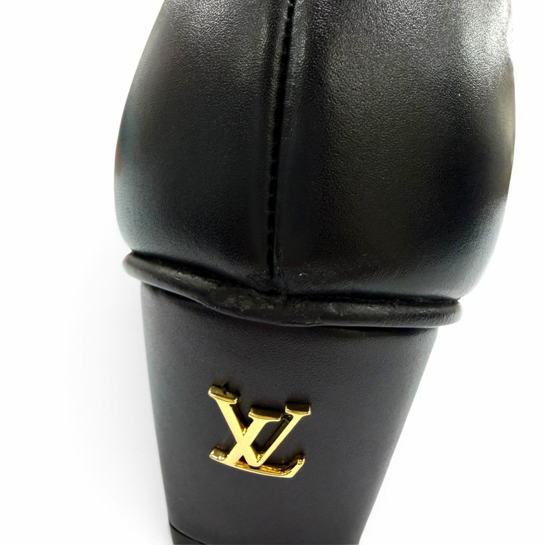 Pristine LOUIS VUITTON short boots Trinity Ankle Boots LV logo leather black 38
