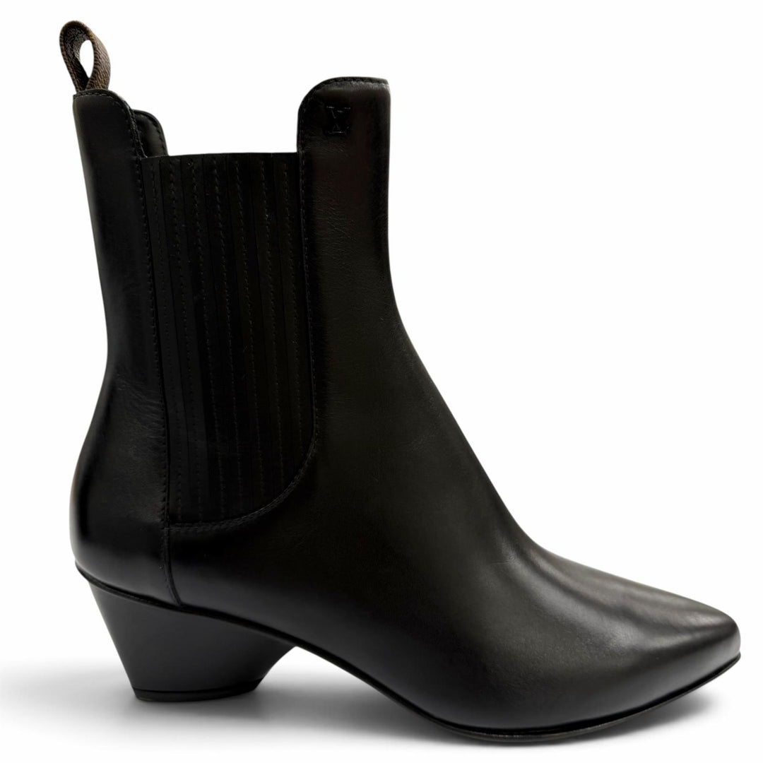 Pristine LOUIS VUITTON short boots Trinity Ankle Boots LV logo leather black 38