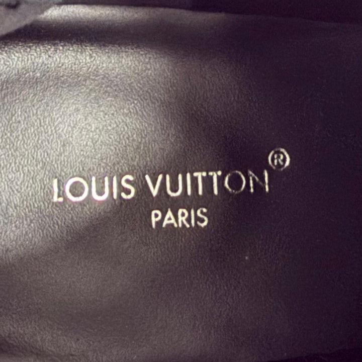 Pristine LOUIS VUITTON short boots Trinity Ankle Boots LV logo leather black 38