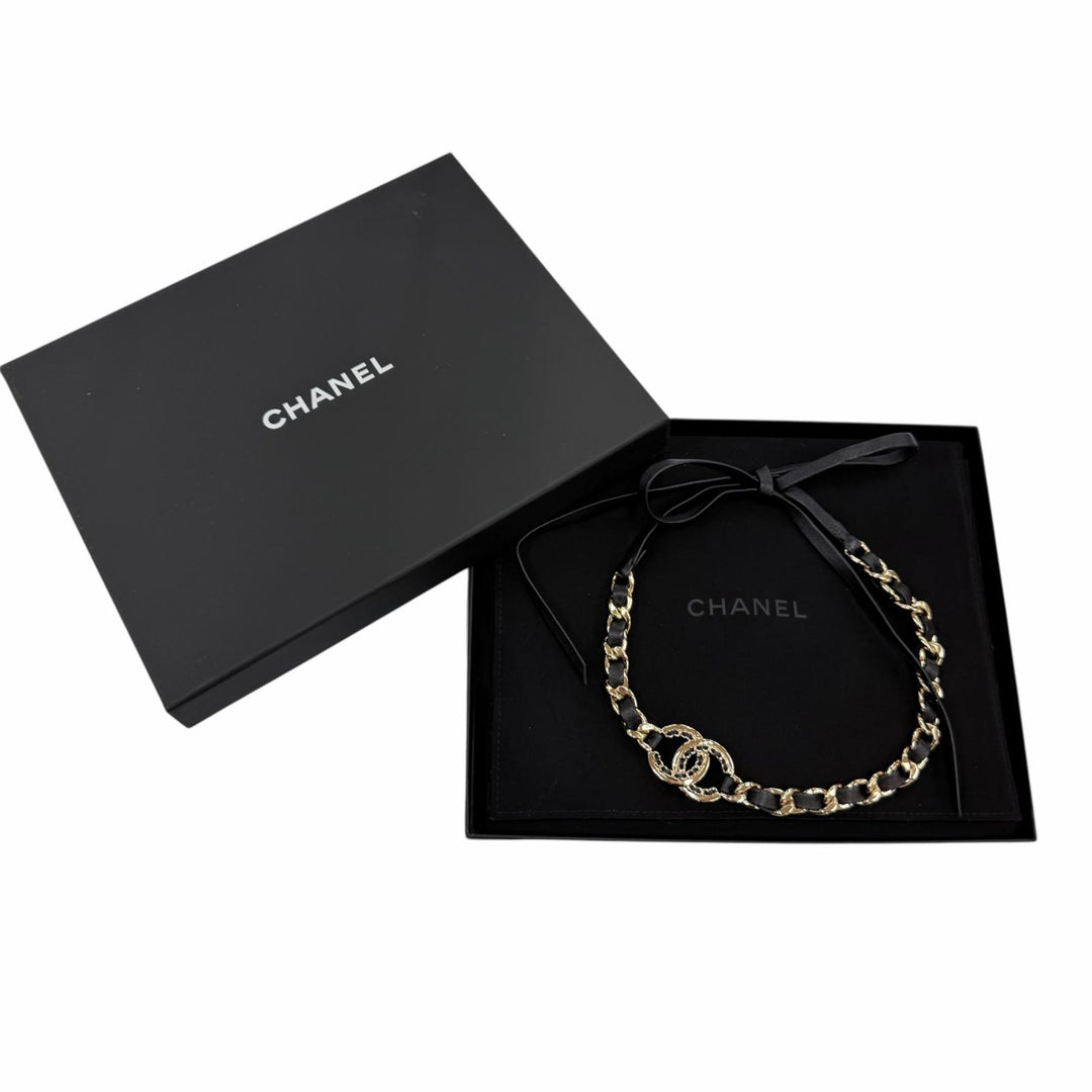Excellent CHANEL hair accessory COCO Mark Leather Hairband black AB7846 B22P