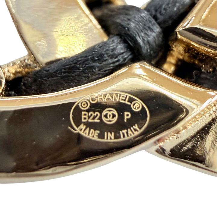 Excellent CHANEL hair accessory COCO Mark Leather Hairband black AB7846 B22P