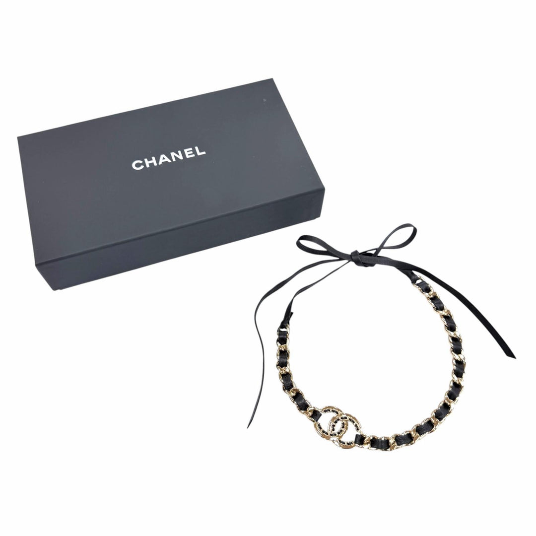 Excellent CHANEL COCO Mark Chain Leather Hairband black metal AB7846 B22P