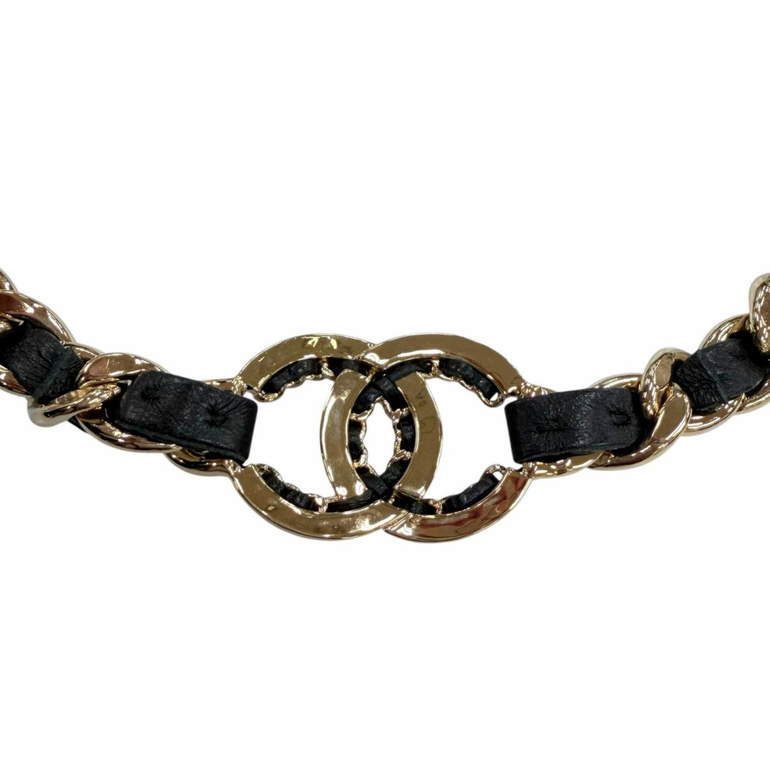 Excellent CHANEL COCO Mark Chain Leather Hairband black metal AB7846 B22P