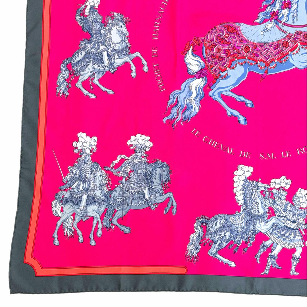 Excellent HERMES scarf CARROUSEL Merry-go-round Calle 90 pink silk Women