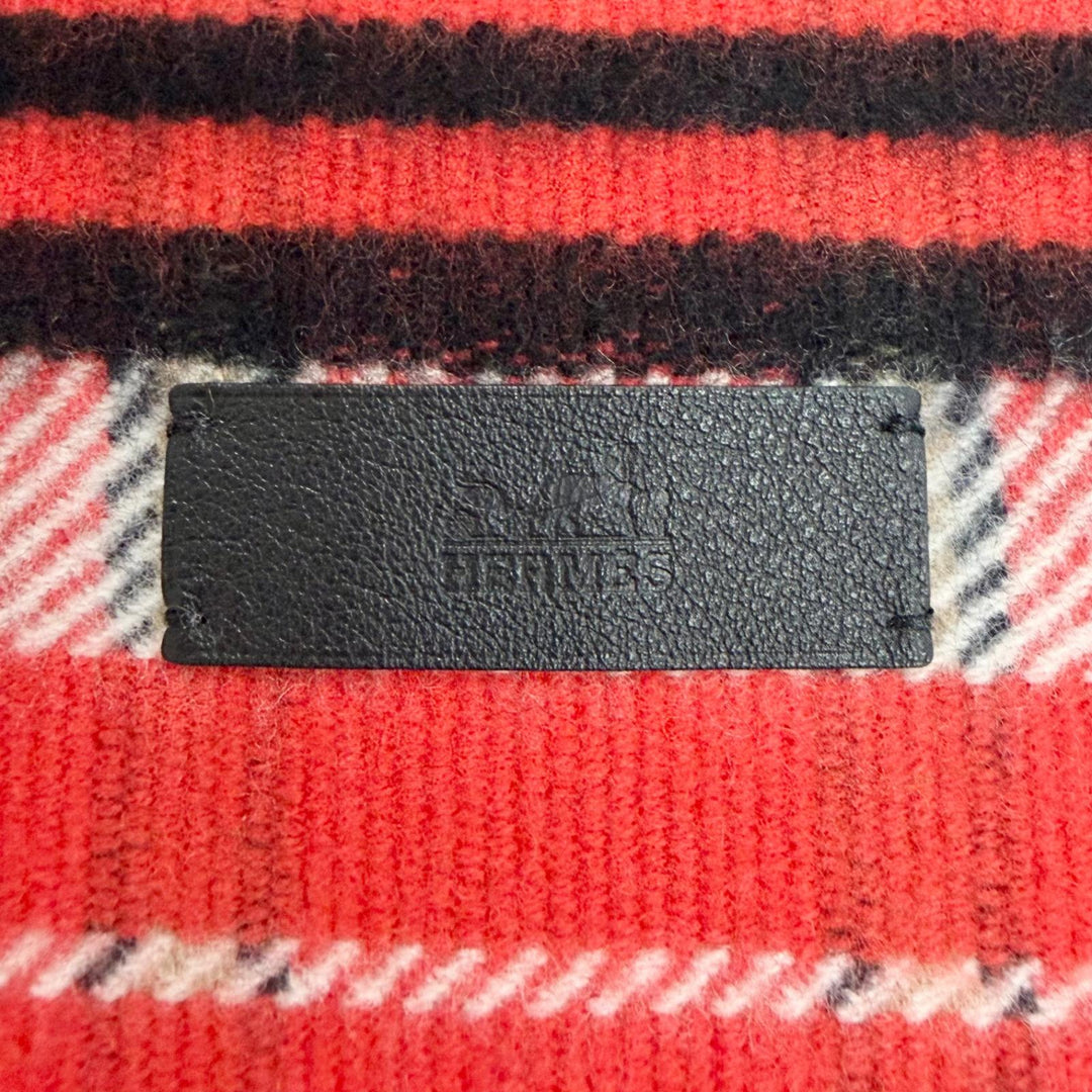 Excellent HERMES blanket Logo leather patch, check pattern, fringe, cashmere