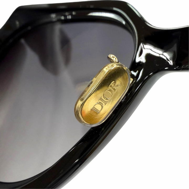 Excellent Christian Dior sunglasses Cannage Frame CD Logo black Women