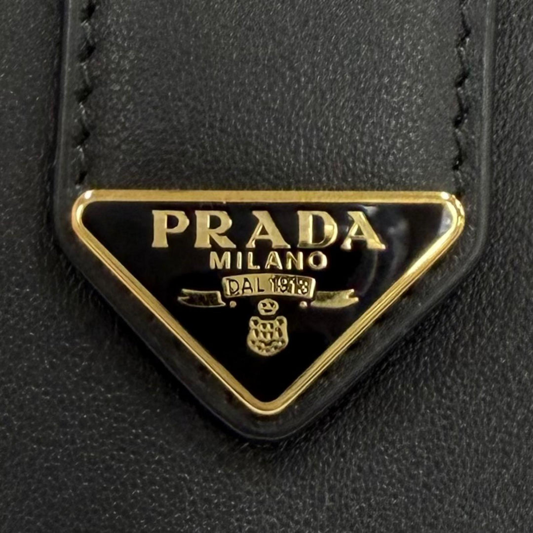 Excellent PRADA Purse Triangle Logo City Calf Tab Long Wallet leather 1MV025
