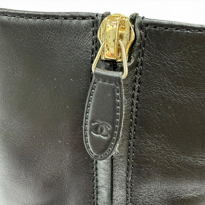 Great CHANEL short boots COCO Mark Chain Embellished Side Zip Leather 36 G39170