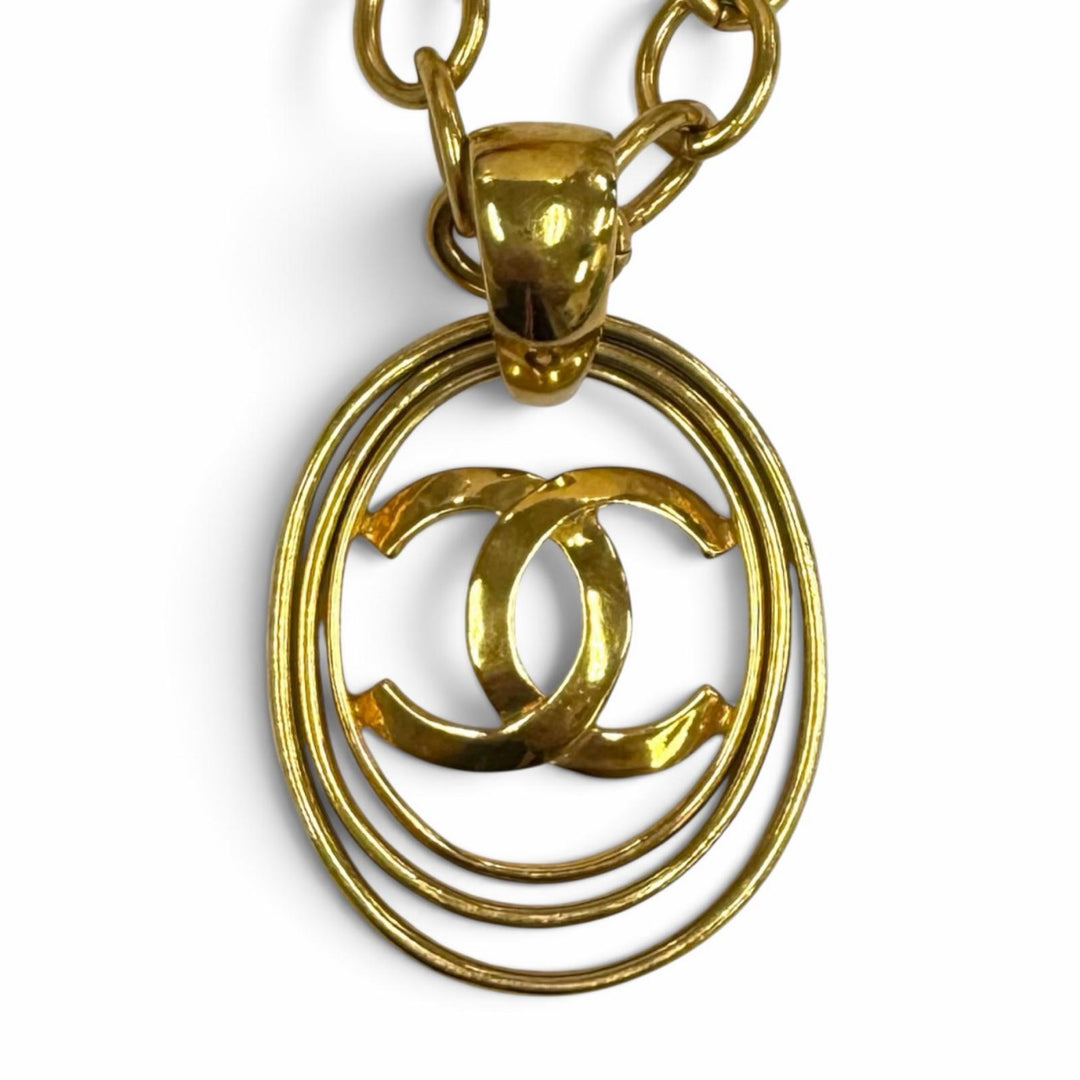 Great CHANEL Necklace COCO Mark Chain gold Women 95P