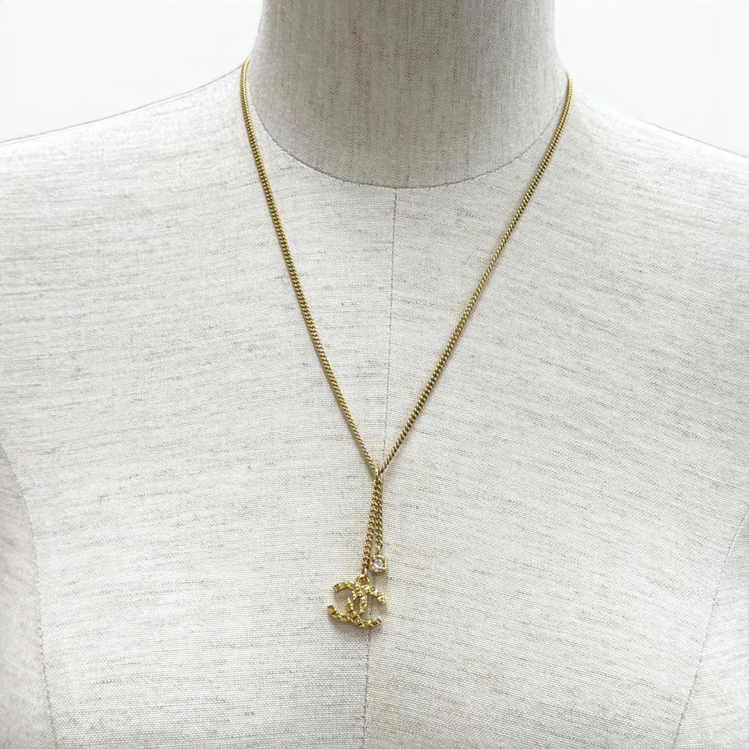 Excellent CHANEL Necklace COCO Mark Quilted Rhinestone gold Women C24P ABD016