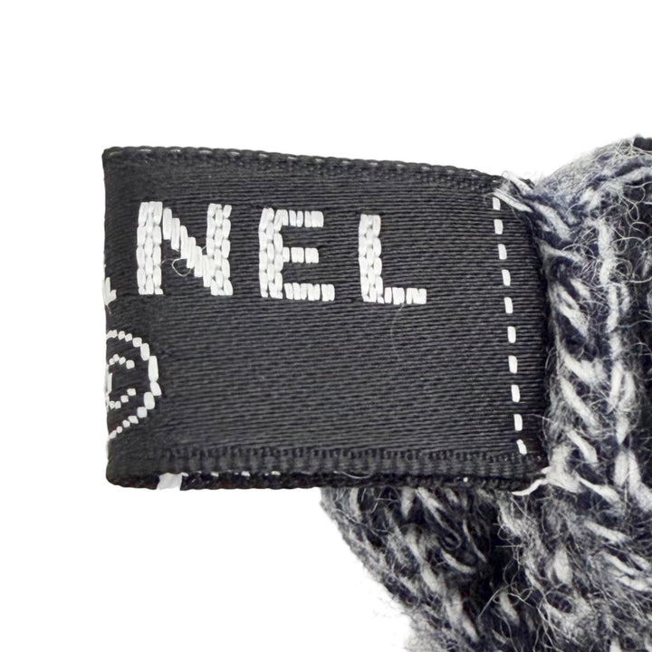 Great CHANEL COCO Mark Matelassé Knit Arm Warmers/Arm Covers gray cashmere 18A
