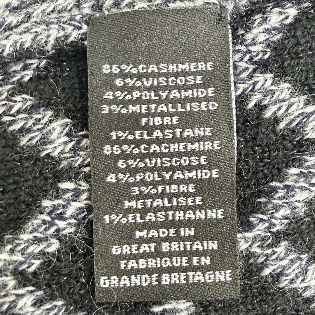 Great CHANEL COCO Mark Matelassé Knit Arm Warmers/Arm Covers gray cashmere 18A