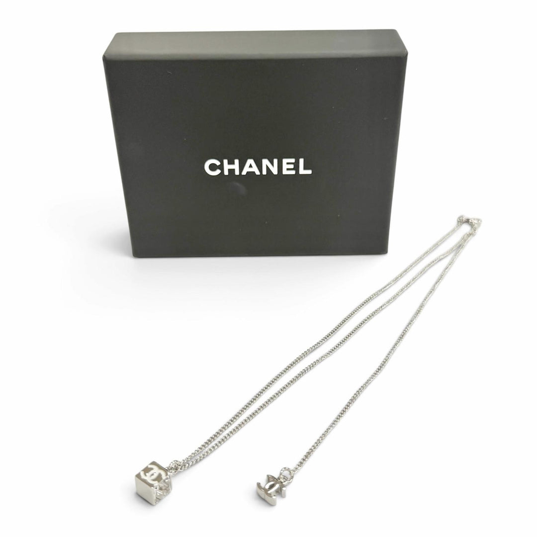 Excellent CHANEL CC Logo COCO Mark Crystal Cube Necklace Pendant Silver B25C