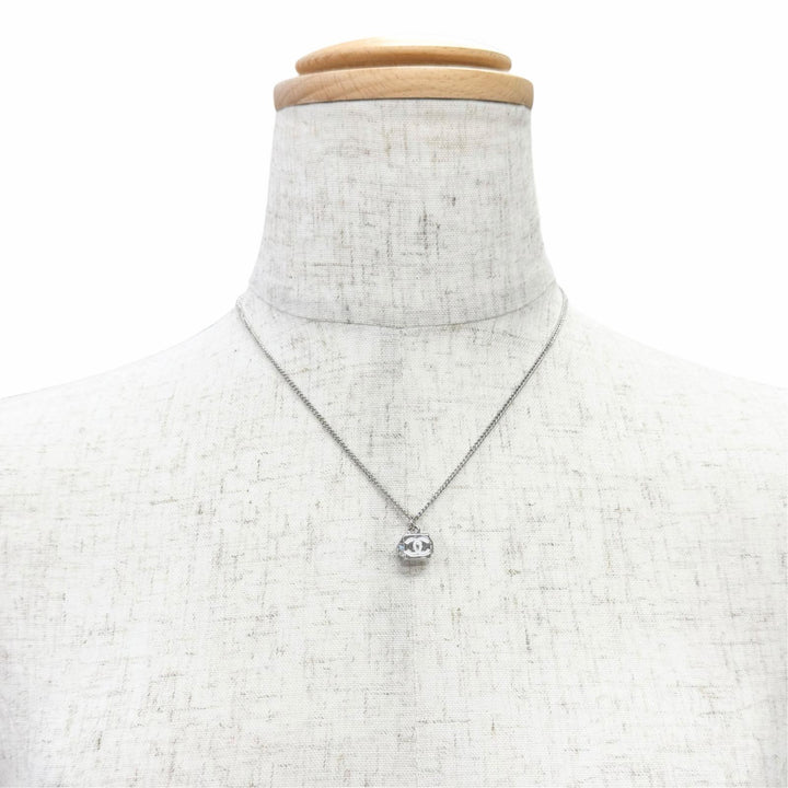 Excellent CHANEL CC Logo COCO Mark Crystal Cube Necklace Pendant Silver B25C
