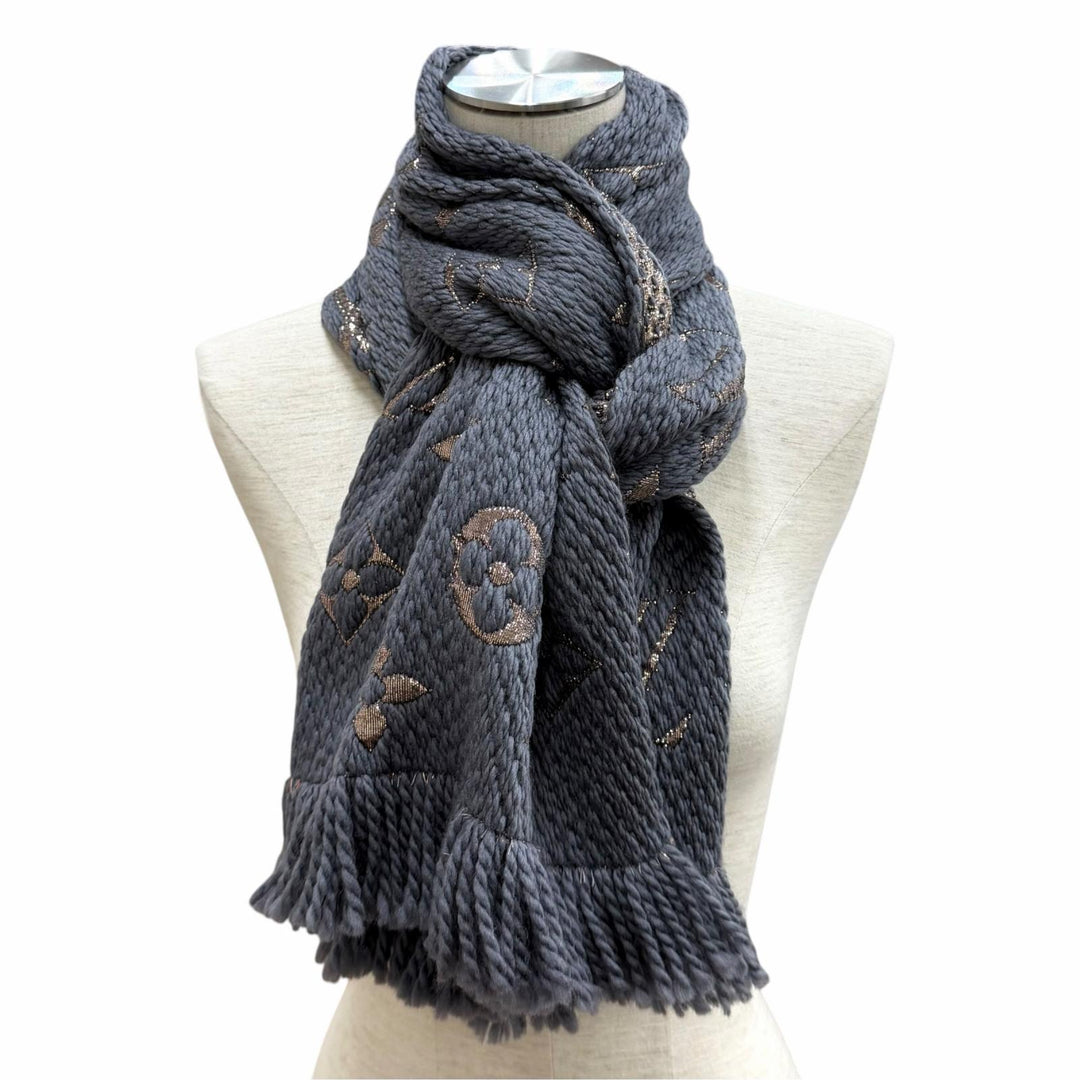 Great LOUIS VUITTON Scarf Escalp Logo Mania Shine wool Women M70467