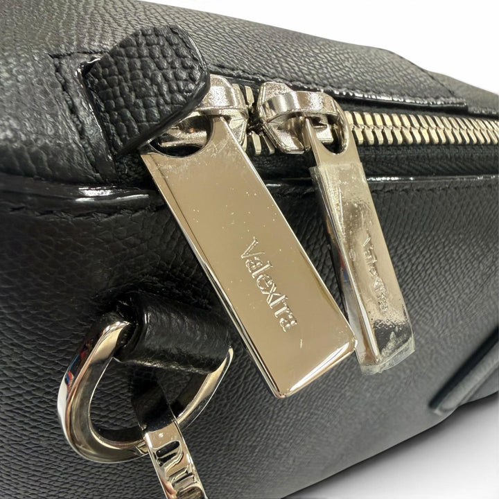 Excellent Valextra Sling bag black Calfskin Leather mens