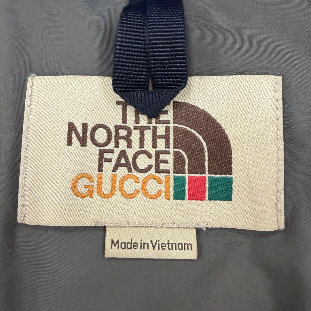 Excellent GUCCI THE NORTH FACE Down jacket multicolor mens M 648862
