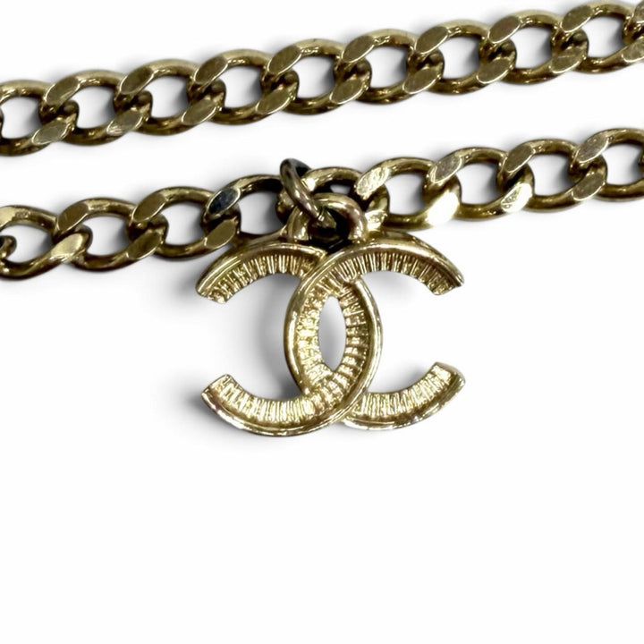 Great CHANEL Necklace COCO Mark Rhinestone Chain gold Women D21B