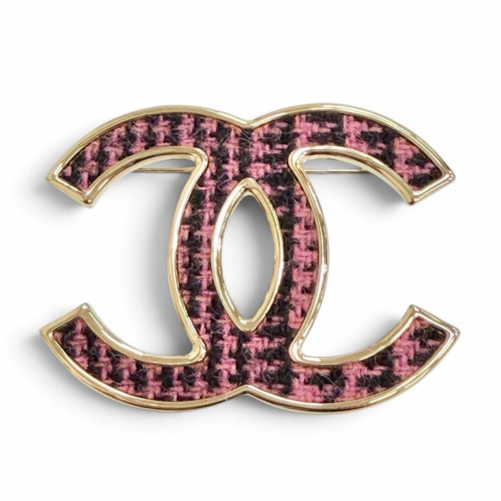 Great CHANEL Brooch COCO Mark CC Logo Tweed gold Women B22K AB9482