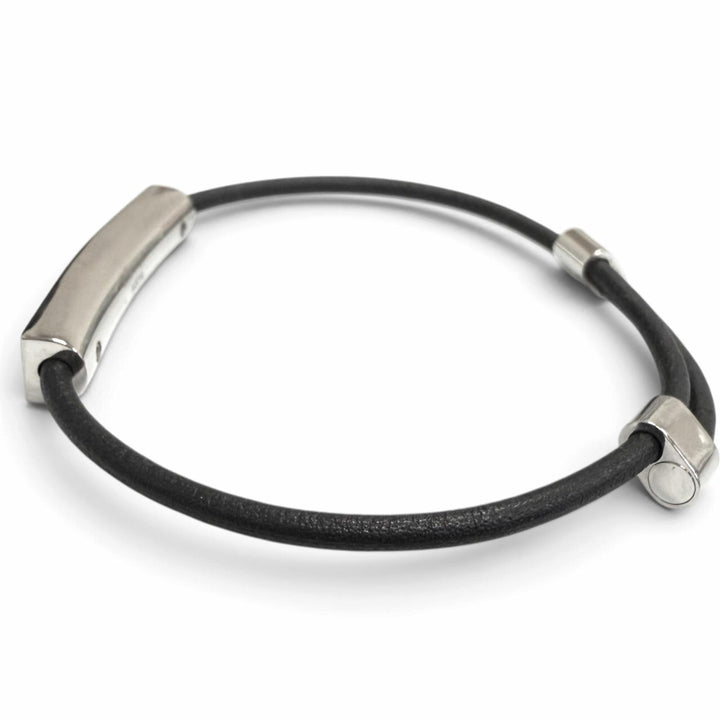 Great LOUIS VUITTON bracelet Brasserie Champs Elysées LV logo Silver