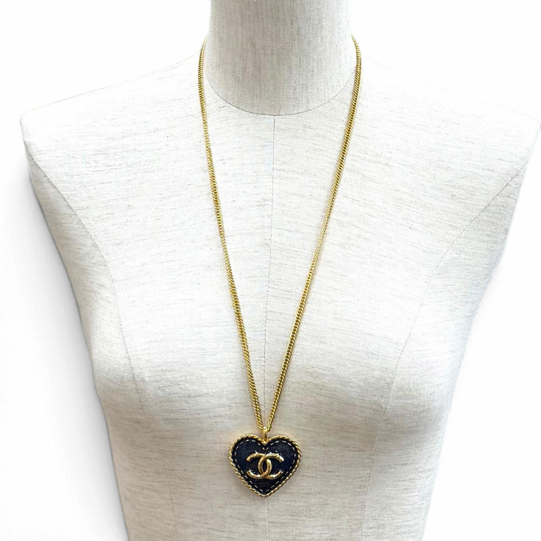 Excellent CHANEL Necklace COCO Mark Heart Denim Chain Navy Women I24P ABC708