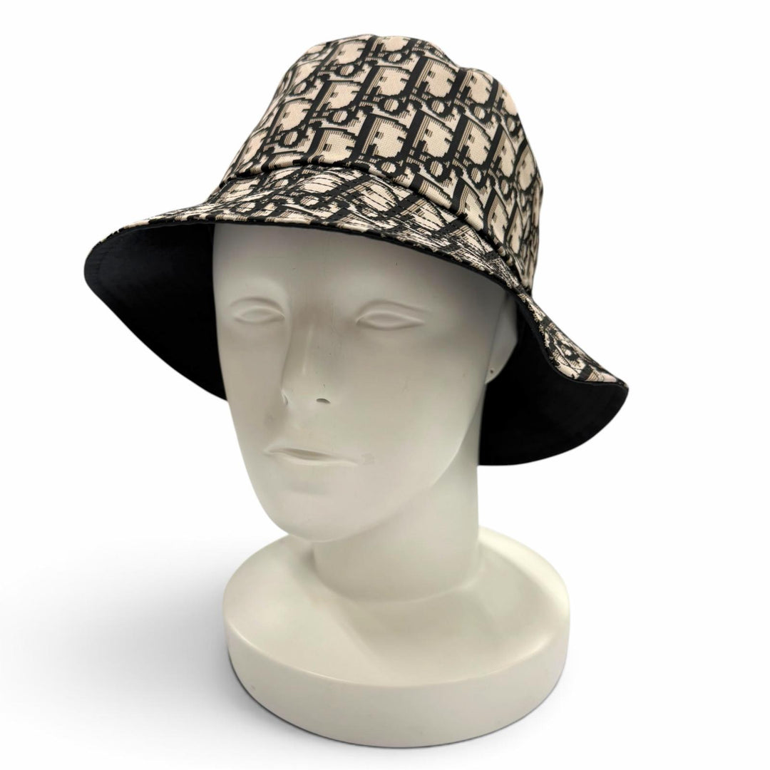 Great Christian Dior hat Oblique Trotter black polyester Women 56 95TDD923A130