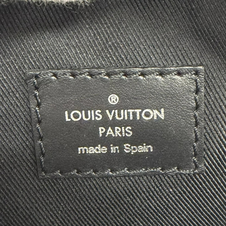 Excellent LOUIS VUITTON Shoulder Bag Double phone pouch black Monogram Eclipse