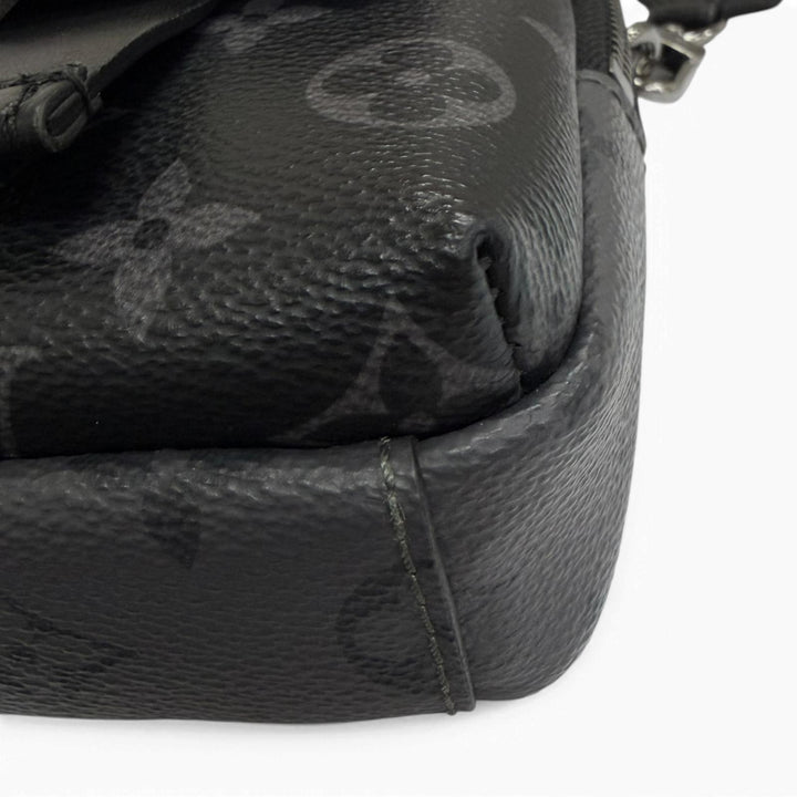 Excellent LOUIS VUITTON Shoulder Bag Double phone pouch black Monogram Eclipse