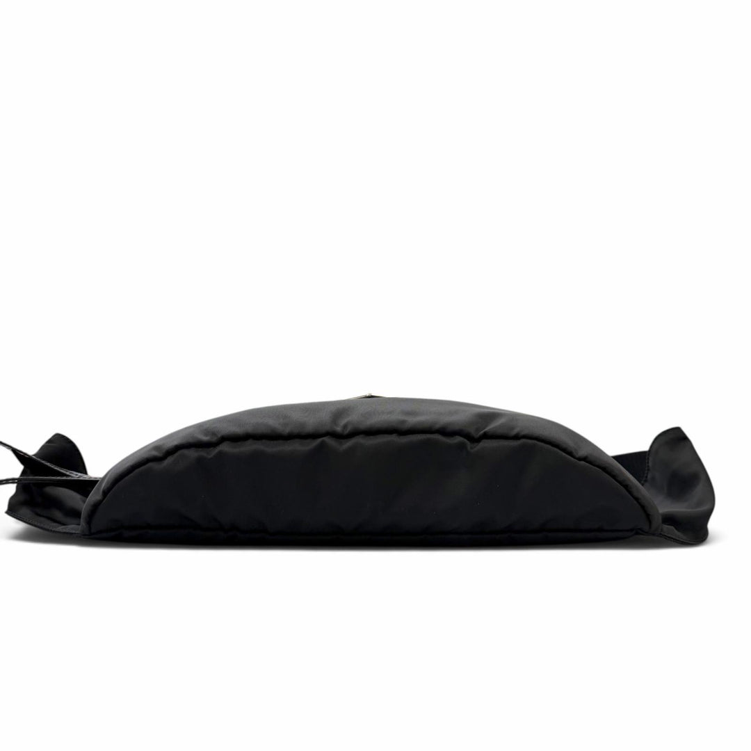 Very Good PRADA Sling bag triangle logo triangle plate black Nylon mens 1BL011