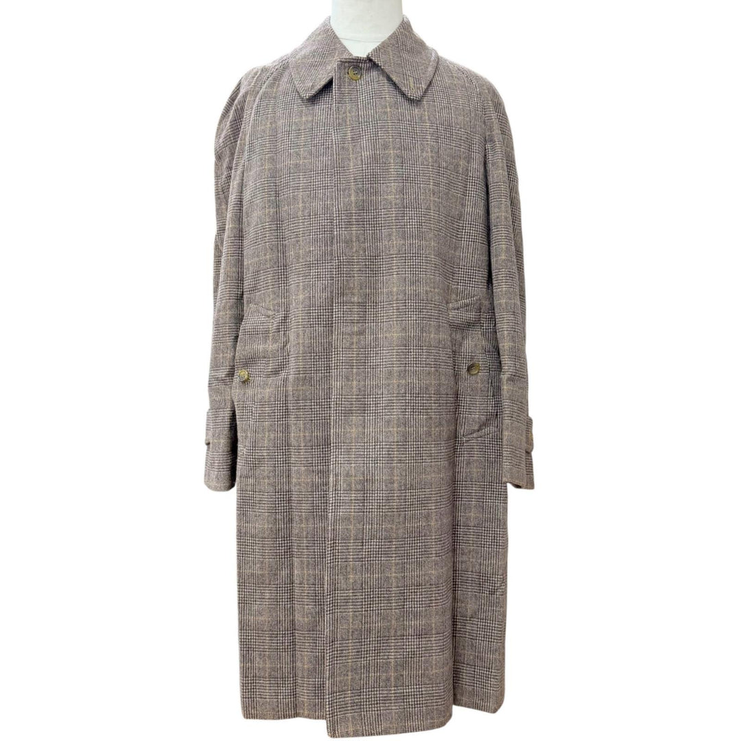 Great Burberrys coat Maruzen exclusive check pattern, concealed placket.