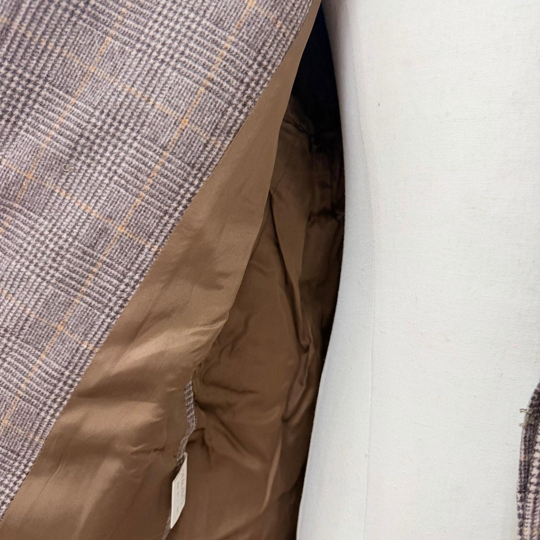 Great Burberrys coat Maruzen exclusive check pattern, concealed placket.