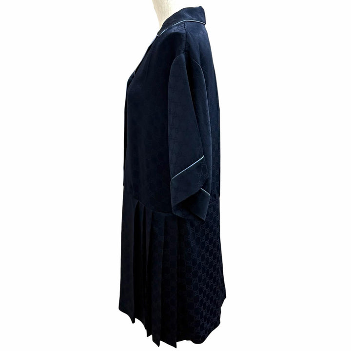 Pristine GUCCI one piece GG Supreme Side Pleated Shirt Navy Rayon 36 809185