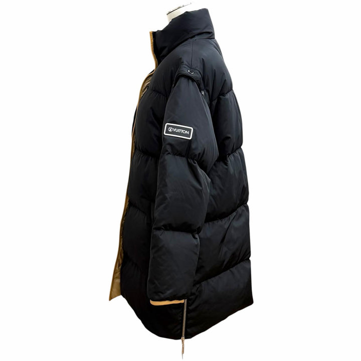 Excellent LOUIS VUITTON down coat Rubber logo patch monogram black Nylon 34