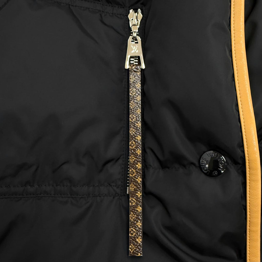 Excellent LOUIS VUITTON down coat Rubber logo patch monogram black Nylon 34